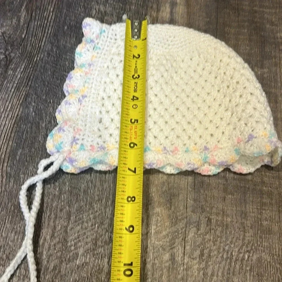 Crochet baby sweater and hat - Picture 5 of 7